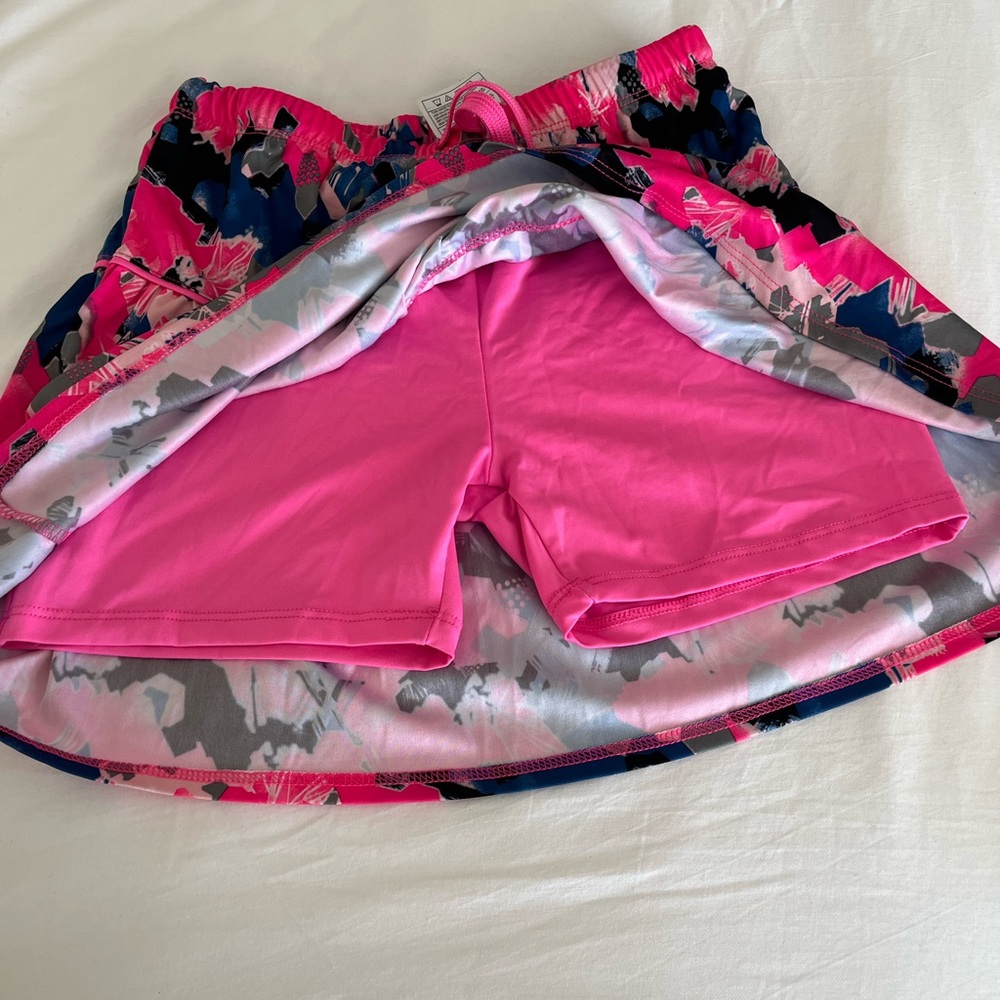 Puma Kids’ Tennis Skirt-  Vibrant Pink and Black - Picture 3 of 5